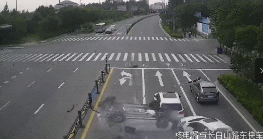 为超车，以一撞五！