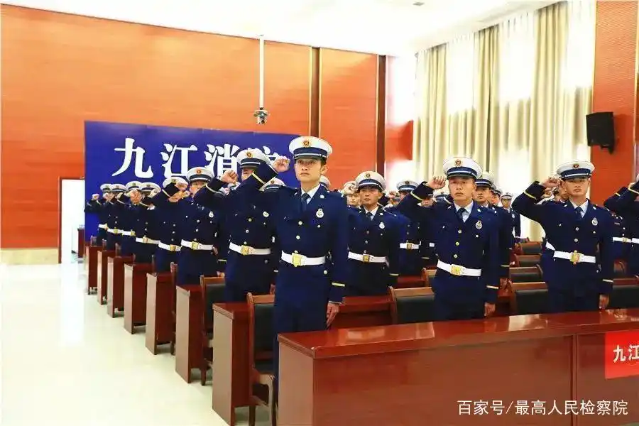 《法治日报》评出2020年度十大法治新闻、法治人物