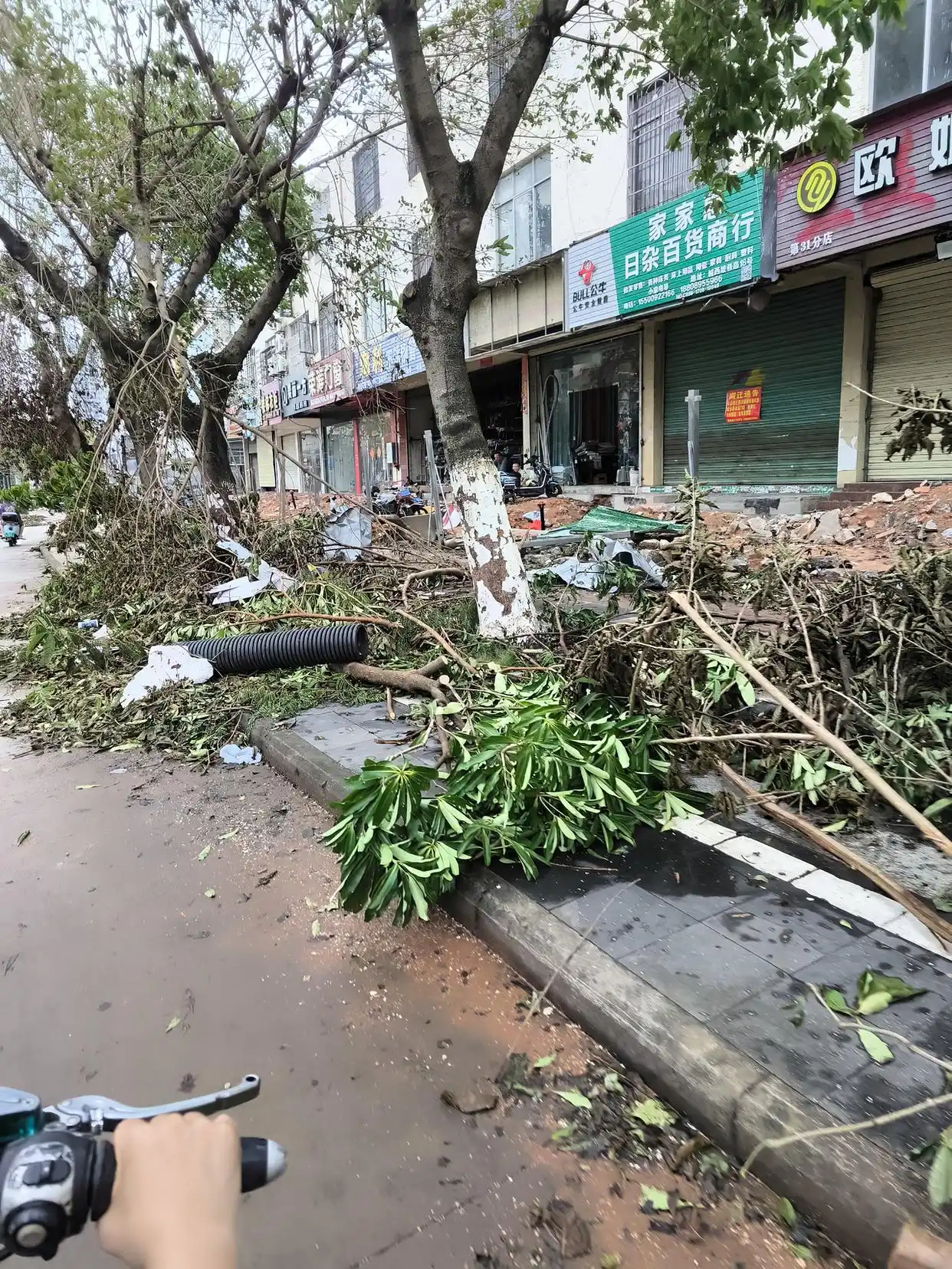 超强台风“摩羯”过境后，海口、文昌等地怎么样了？