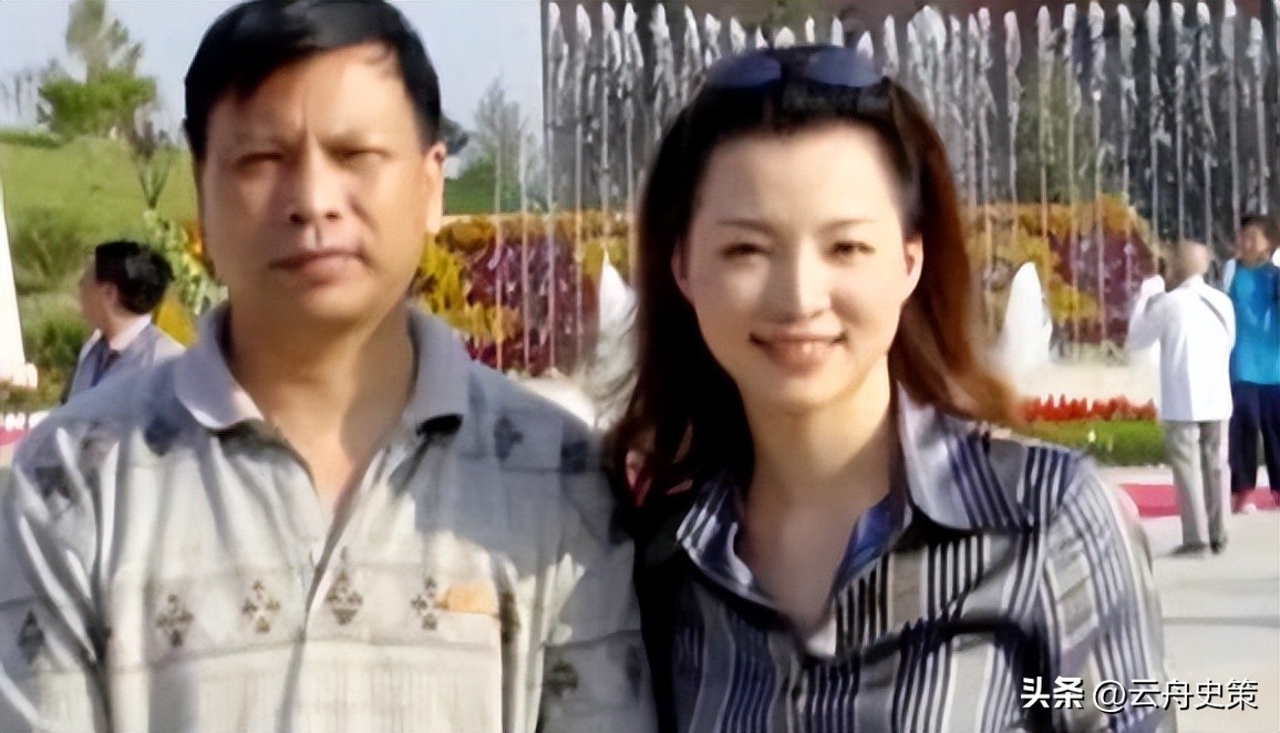 曾被誉为"央视一姐"的董卿 ，把机会留给年轻人后，如今怎么样了