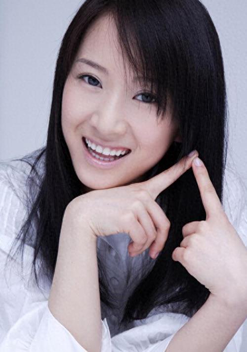 《蜗居》李念为家产拼三胎！被骂“生育机器”，疯狂炫富？