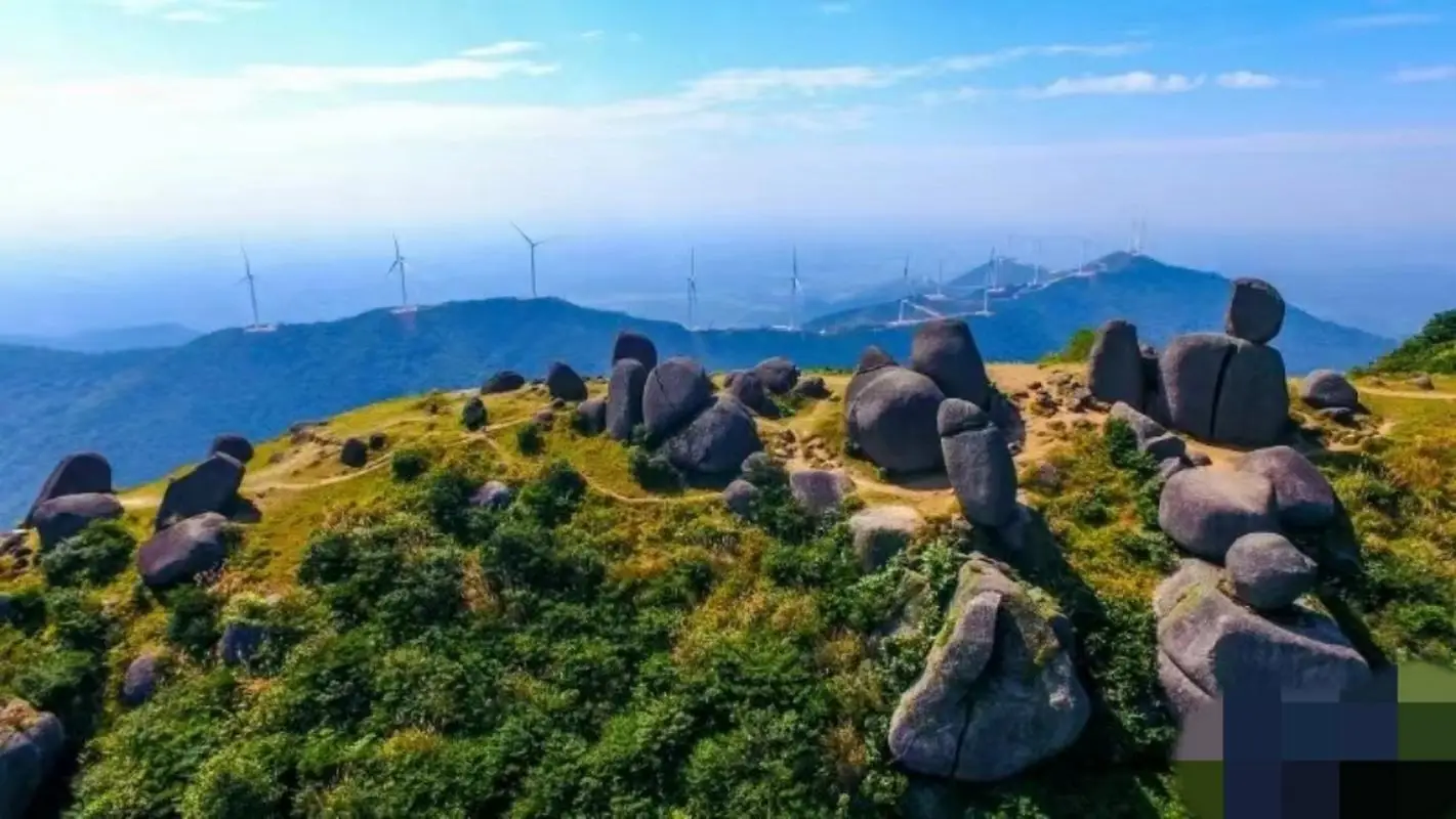 钦州旅游必去十大景点：从三娘湾到八寨沟，探秘岭南滨海秘境