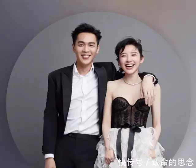 张若昀唐艺昕婚礼现场图，俊男靓女合照互动，外媒报纸发文祝福
