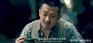 张若昀唐艺昕婚礼现场图，俊男靓女合照互动，外媒报纸发文祝福