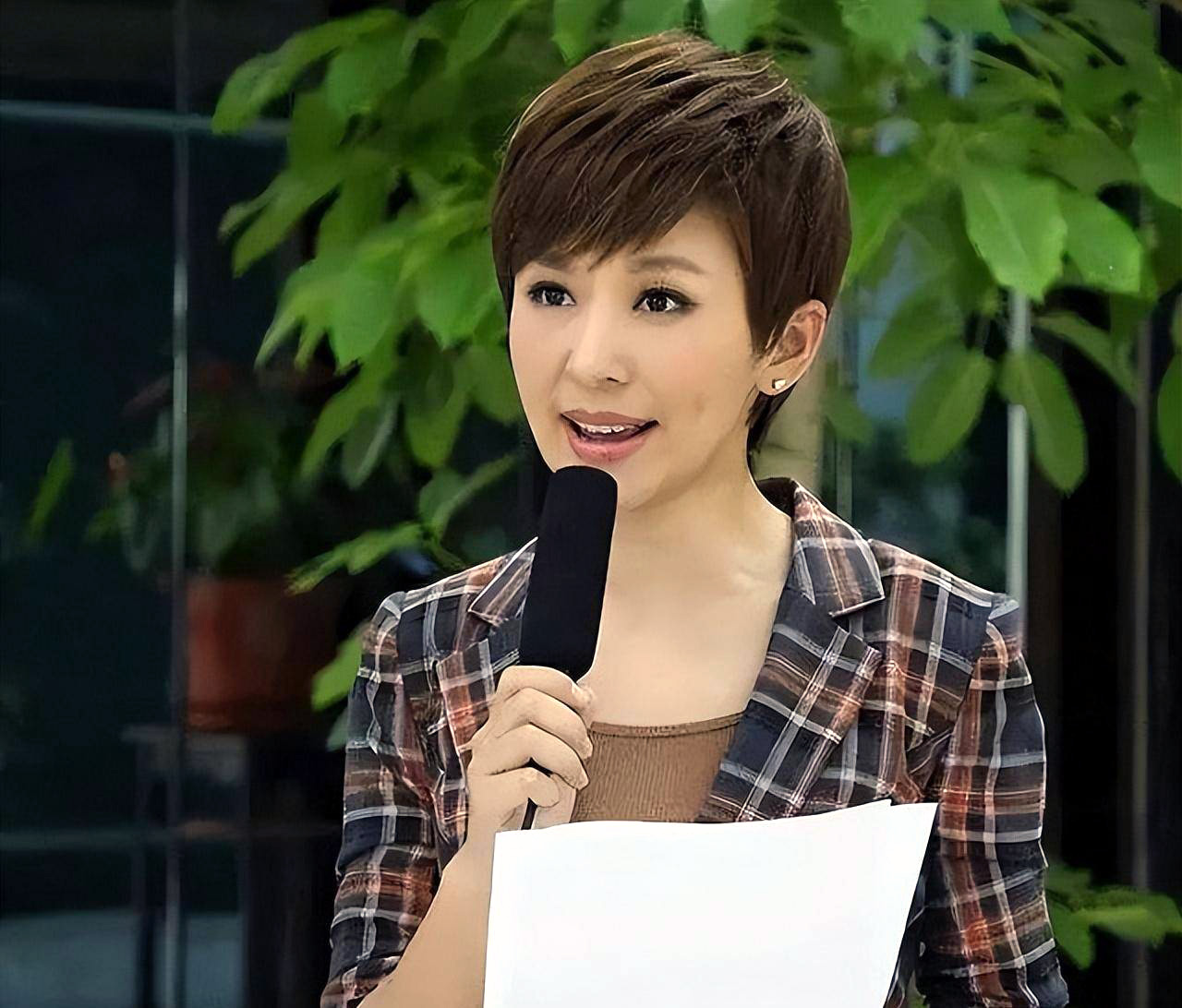 欧阳夏丹：妈妈别自责，不是您拖累了我的婚姻