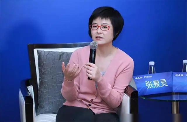 北大才女张泉灵：白岩松是我的偶像，跟他走不会掉坑里