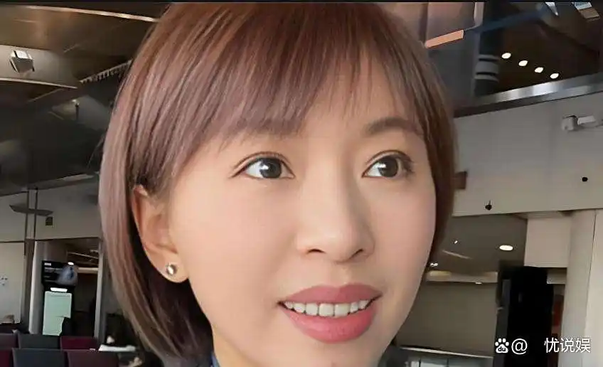 落毛凤凰不如鸡？离开央视两年，欧阳夏丹的现状证实李思思没说错