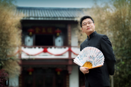 假期模式从追荔枝直播开启，金荔枝主持人评选进入终极大PK