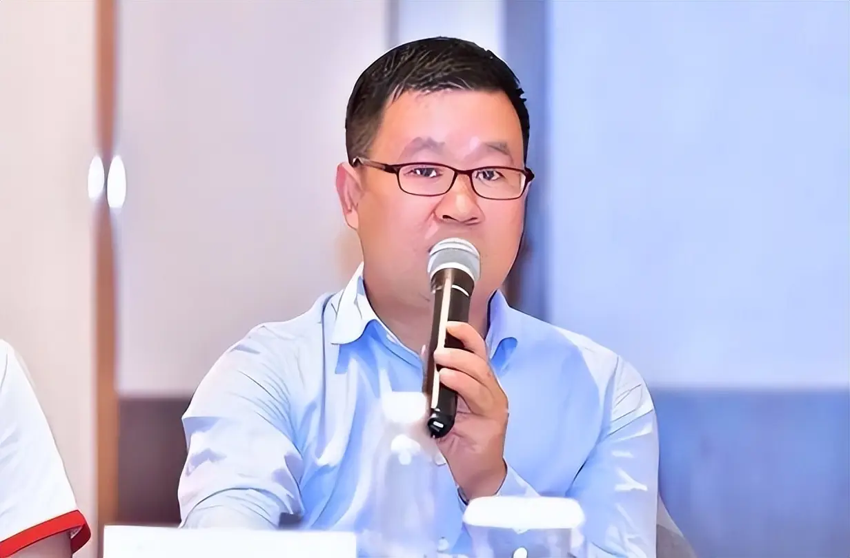 17年前，那个揭露“三鹿奶粉”的上海记者简光洲，如今怎么样了？