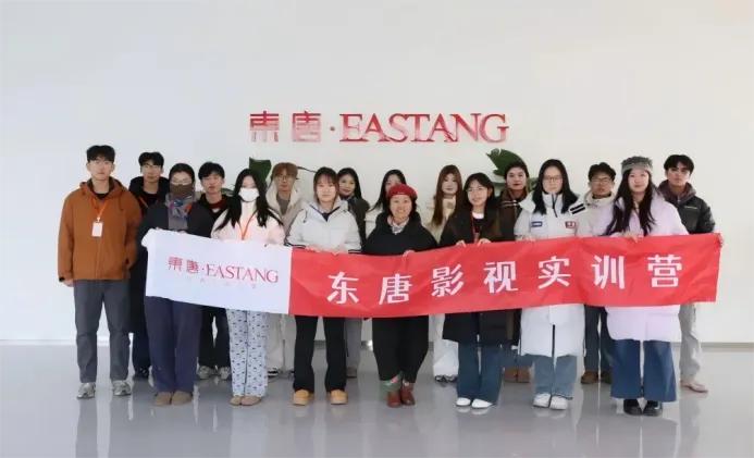 专业介绍 | 文学与新闻传播学院：汉语言文学专业、汉语言文学（师范类）专业、新闻学专业、广播电视编导专业