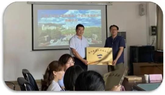 专业介绍 | 文学与新闻传播学院：汉语言文学专业、汉语言文学（师范类）专业、新闻学专业、广播电视编导专业