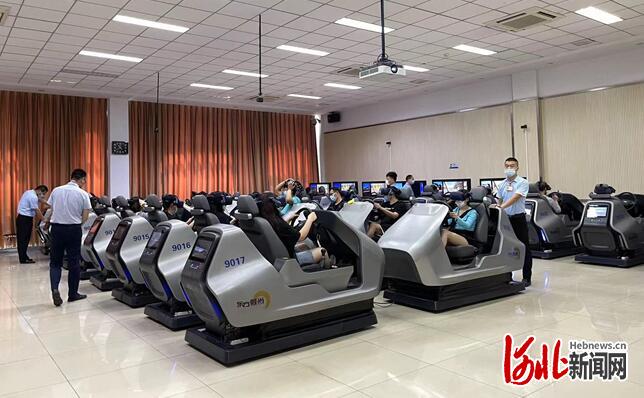 石家庄东方时尚驾校：为构建和谐有序的道路交通环境贡献力量