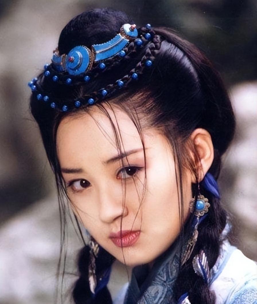 表面是艺人，实际是富家千金的9位女星，她们最不怕的就是潜规则