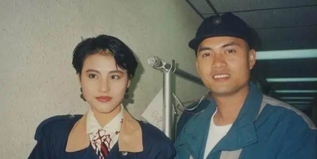 “贵州女婿”吕良伟：低谷时小妻子助他翻身，因为1个人爱上1个省
