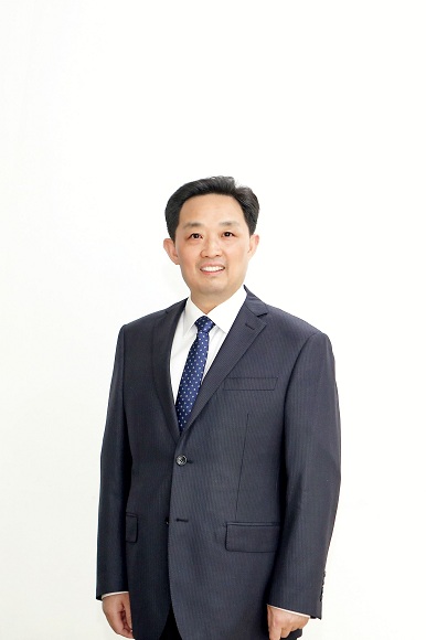 万盛经开区党工委书记袁光灿 : 融入主城打造“康养城” 綦万携手1+1＞2
