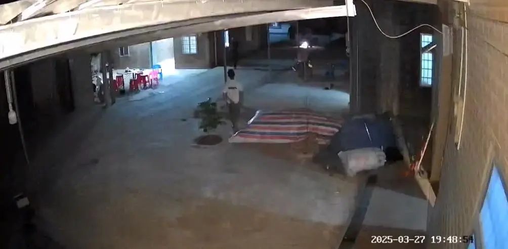 叶德志（患精神分裂症），死刑！残忍杀害邻居祖孙3人，被害男童还不满2岁