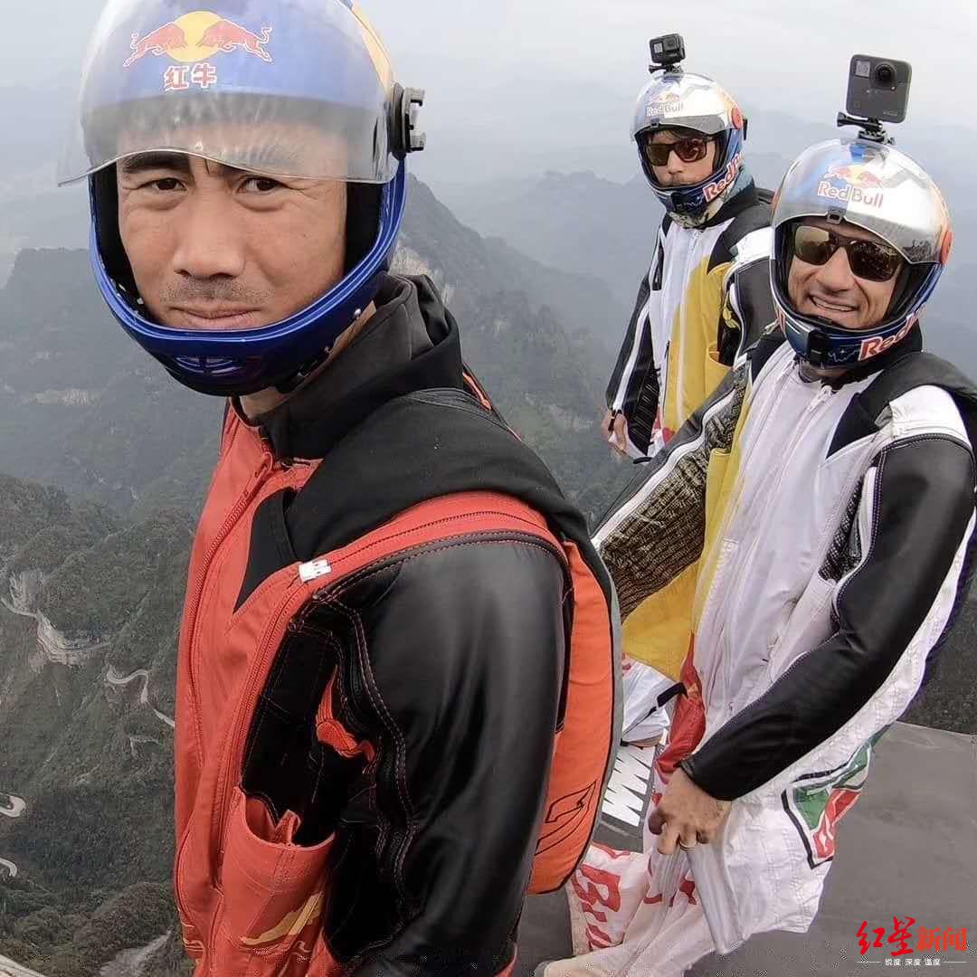 “亚洲翼装飞行第一人”张树鹏：在天门山飞过千余次，这不是“疯子的运动”
