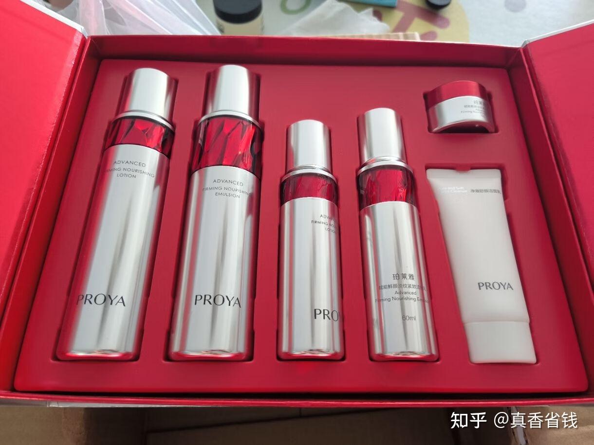 2025送40-50岁妈妈什么护肤品好？有哪些适合送妈妈的护肤品套装推荐？韩束、珀莱雅、欧莱雅、兰蔻、雅诗兰黛等品牌推荐