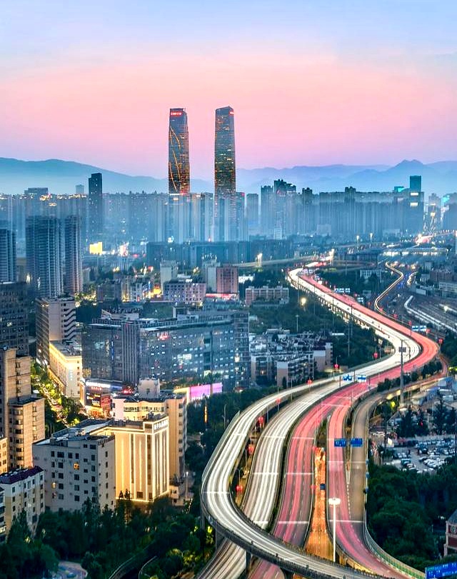 我是上海人，国庆杀到昆明，被这座大城市惊得目瞪口呆！