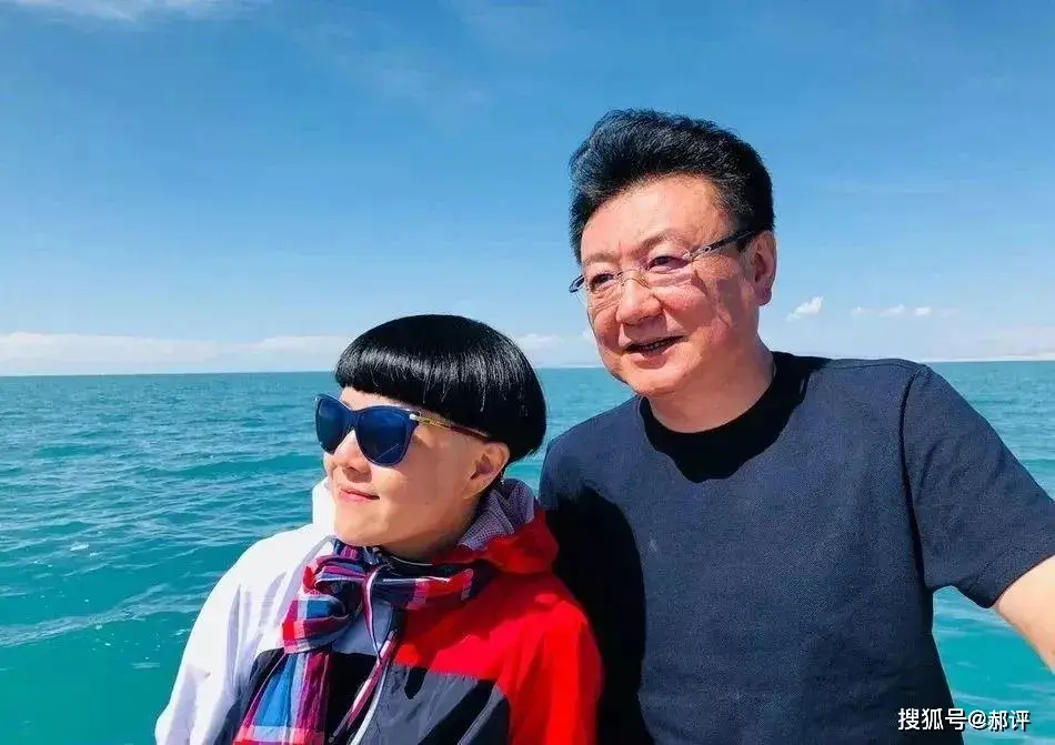 他们被认为是央视最不般配的夫妻，却恩爱了34年，如今成为典范