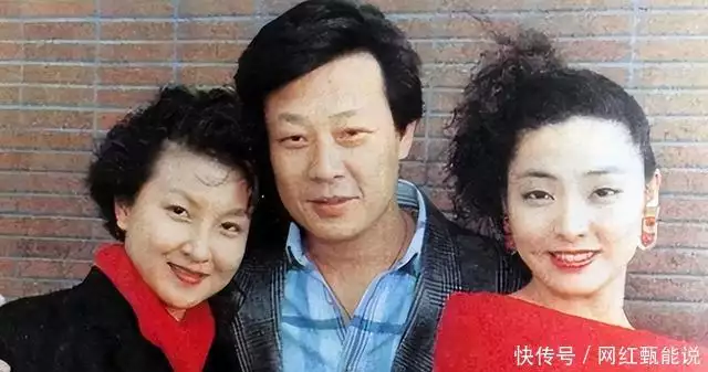 68岁寇世勋近况，晚年和原配一家生活，二房及3名子女在国外