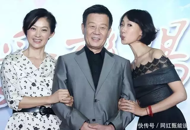 68岁寇世勋近况，晚年和原配一家生活，二房及3名子女在国外