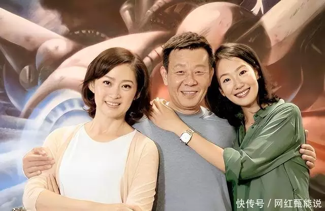 68岁寇世勋近况，晚年和原配一家生活，二房及3名子女在国外