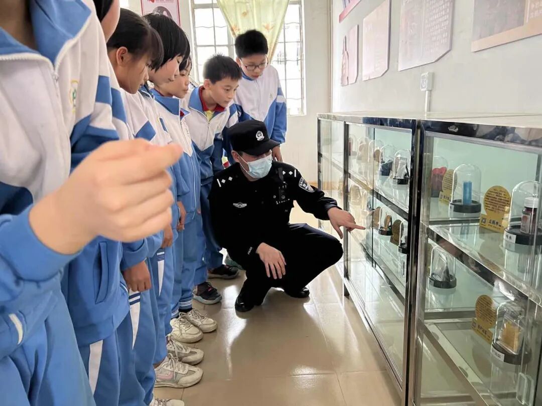 【禁毒进行时】四九镇多措并举 强力推进禁毒工作
