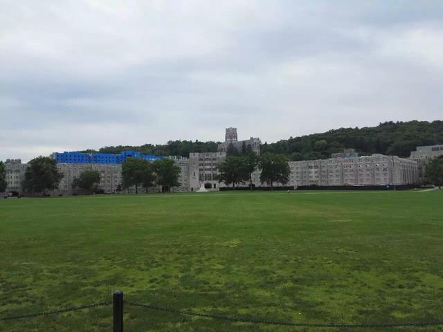 哥伦比亚大学新闻学院