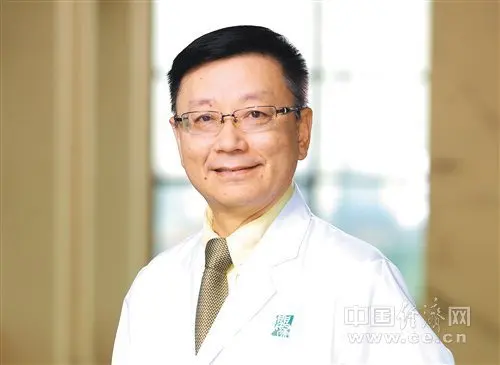 [中国梦实践者]万小平：把患者当亲人 化绝症为希望