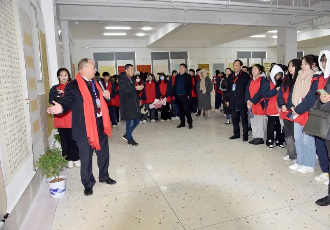 “国培计划”（2022）中小学书法骨干教师来湖南省中南艺术学校研讨