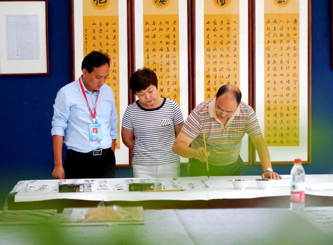 “国培计划”（2022）中小学书法骨干教师来湖南省中南艺术学校研讨