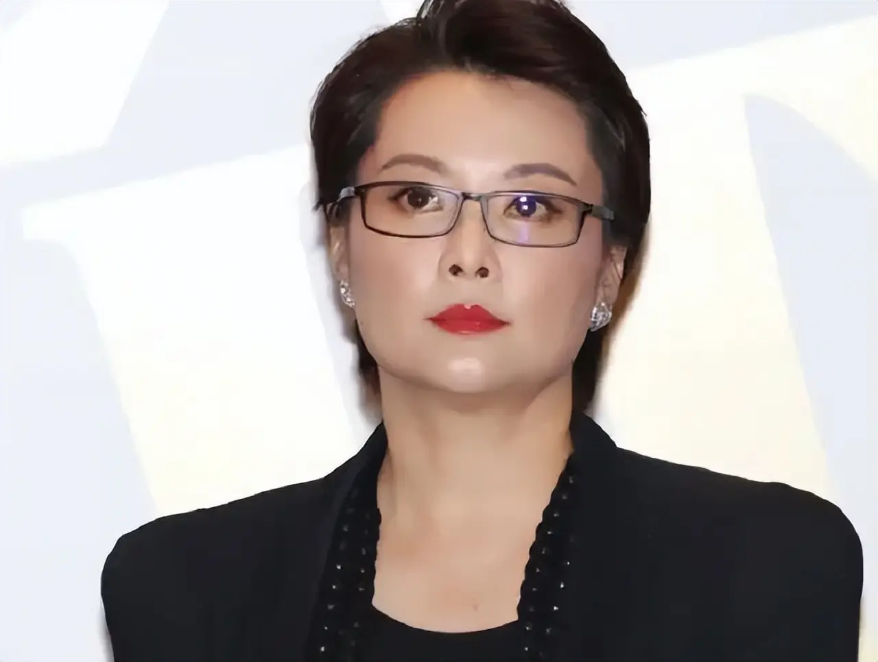 袁立：前男友是张怡宁老公，参加节目被恶意剪辑后退隐，现在怎样