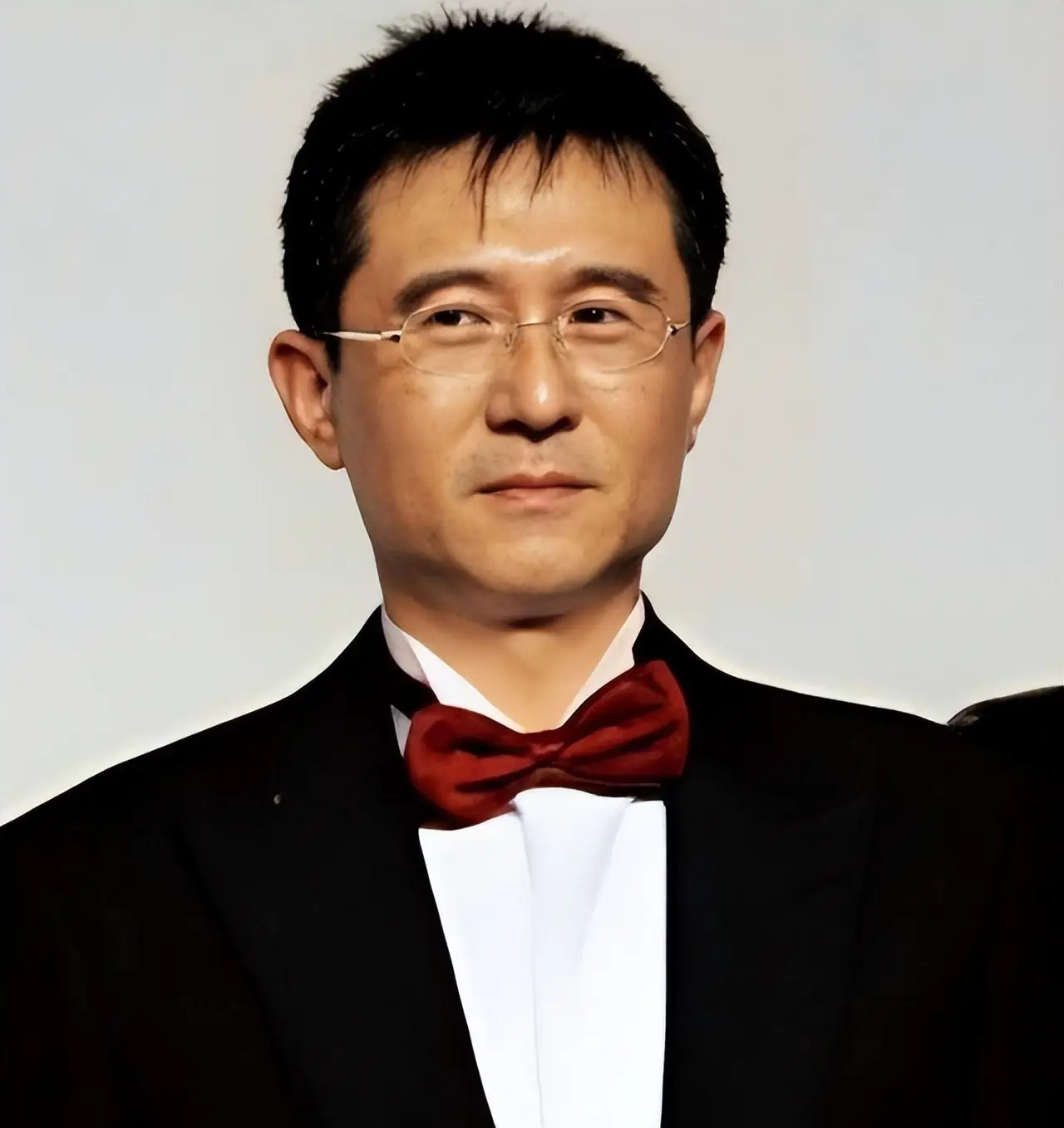 袁立：前男友是张怡宁老公，参加节目被恶意剪辑后退隐，现在怎样
