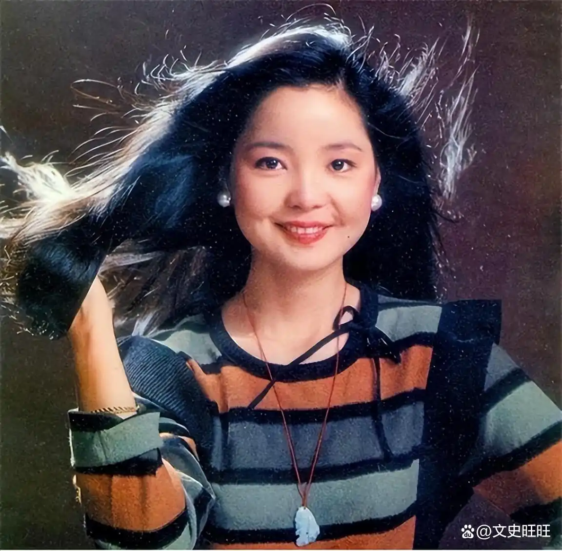 邓丽君死因成谜，盖国民党旗下葬，台媒：我们有情报部门文件作证