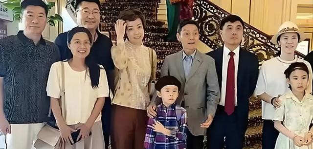 张怡宁的内心太强大了，闪婚嫁大20岁徐威，如今他已经衰老了很多