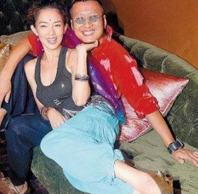 57岁孙兴变”狂野男孩“，头发凌乱胡子拉碴，被赞活成“杨逍”