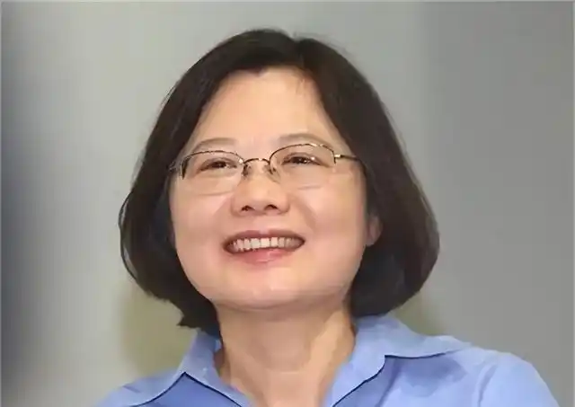 蔡英文现状：被党内批判