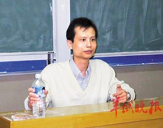 崔永元方舟子争论“转基因”微博掀骂战(图)
