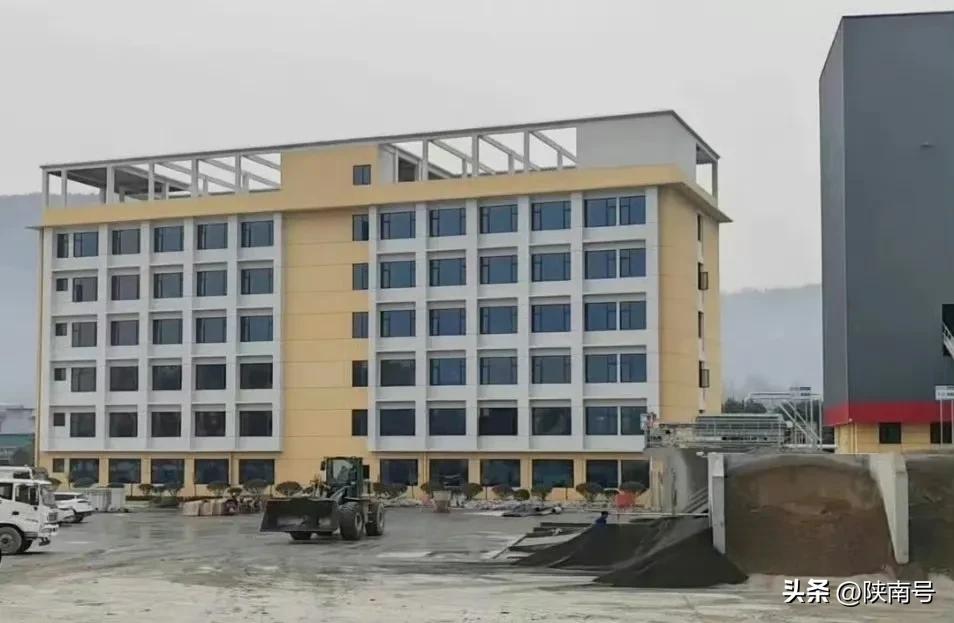 安康五里一商混站噪音 粉尘扰民无人管 谁拿走了村民的土地补偿款？