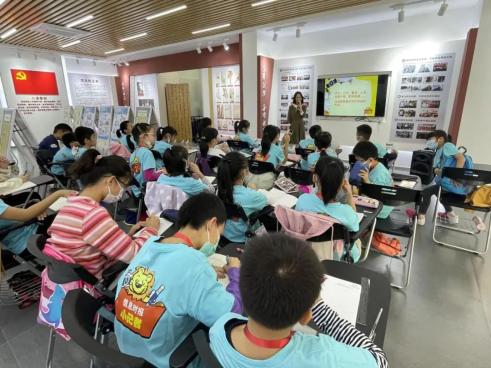 基层科协 | 学新闻、做科普，昌岗街信息时报小记者化身“小小科普员”