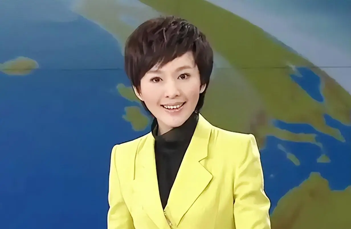 欧阳夏丹消失3年突然亮相，她离开央视后去哪里了？答案让人泪目