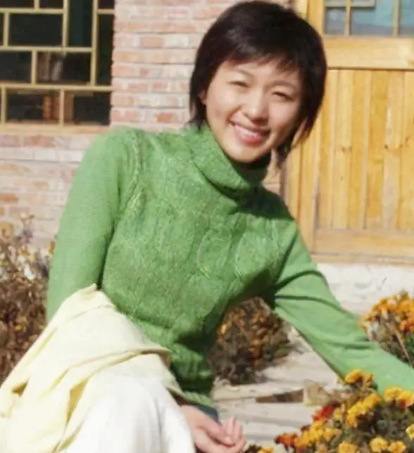 欧阳夏丹消失3年突然亮相，她离开央视后去哪里了？答案让人泪目