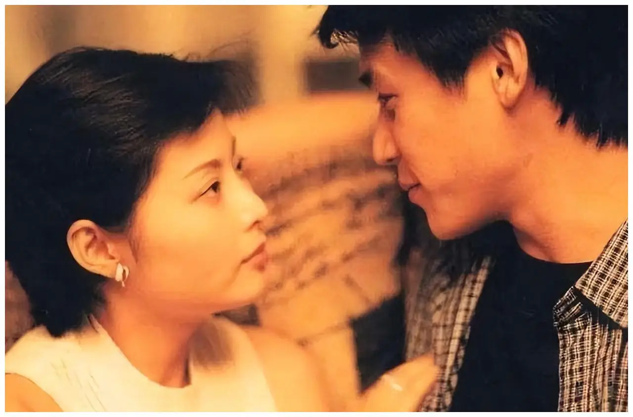 袁立 和张怡宁老公同居12年，分手后三婚两离，如今过的怎么样？