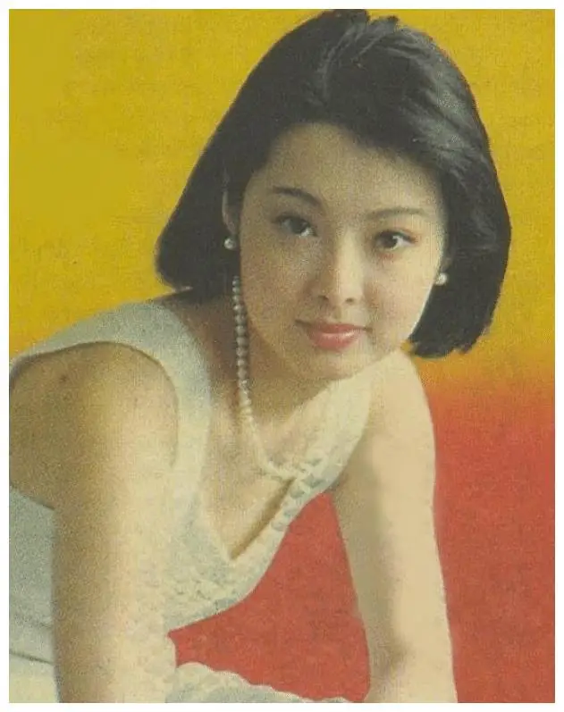 袁立 和张怡宁老公同居12年，分手后三婚两离，如今过的怎么样？