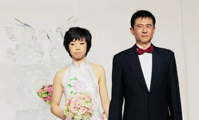 徐威：和袁立同居12年，但凡她接受1次求婚，我不会转身娶张怡宁