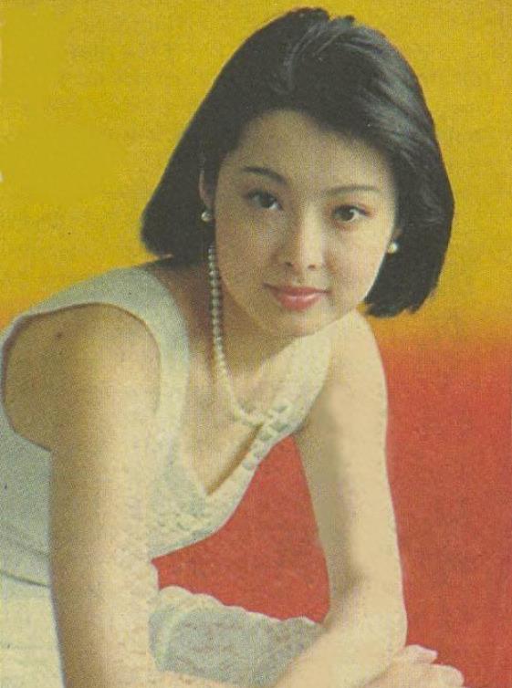 揭短斯琴高娃，手撕蓝台，从一线女星到查无此人，袁立情商有多低