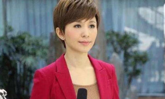 42岁央视最美主持欧阳夏丹，终于传来好消息，网友祝感情圆满！