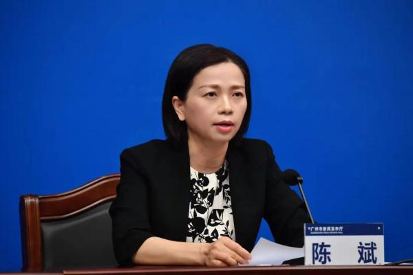 11日18时至12日15时，广州新增13例阳性感染者，两地调整为中风险地区