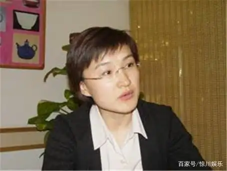 “犀利名嘴”董倩：因“太冷血”被骂滚出央视，她经历了什么？